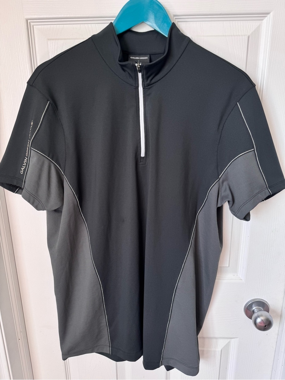 NWT Mens Galvin Green Mercer Ventil8 Quarter Zip Shirt Short Sleeve Brand New